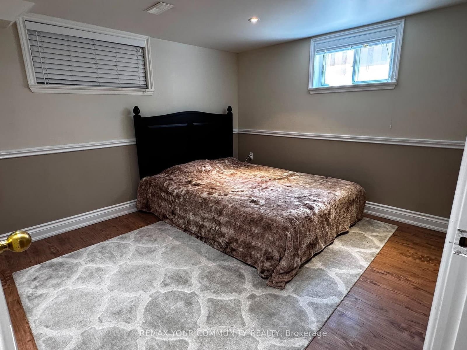 71 Hawman Avenue, Unit Lower Level thumbnail 19