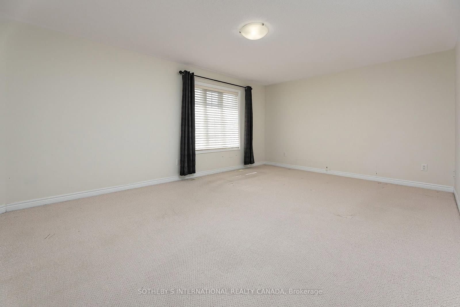 1 Herbert Wales Crescent thumbnail 22