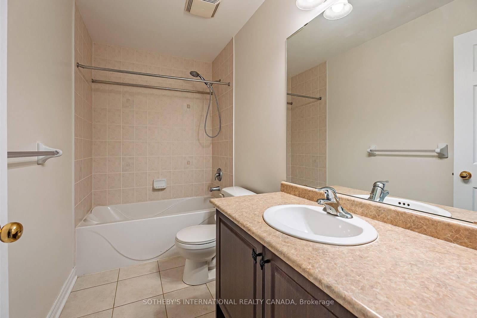 1 Herbert Wales Crescent thumbnail 27