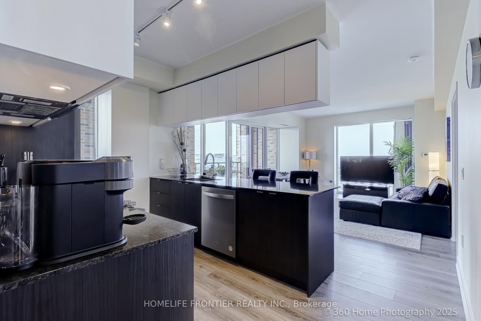 100 W Eagle Rock Way W, Unit 904 thumbnail 10