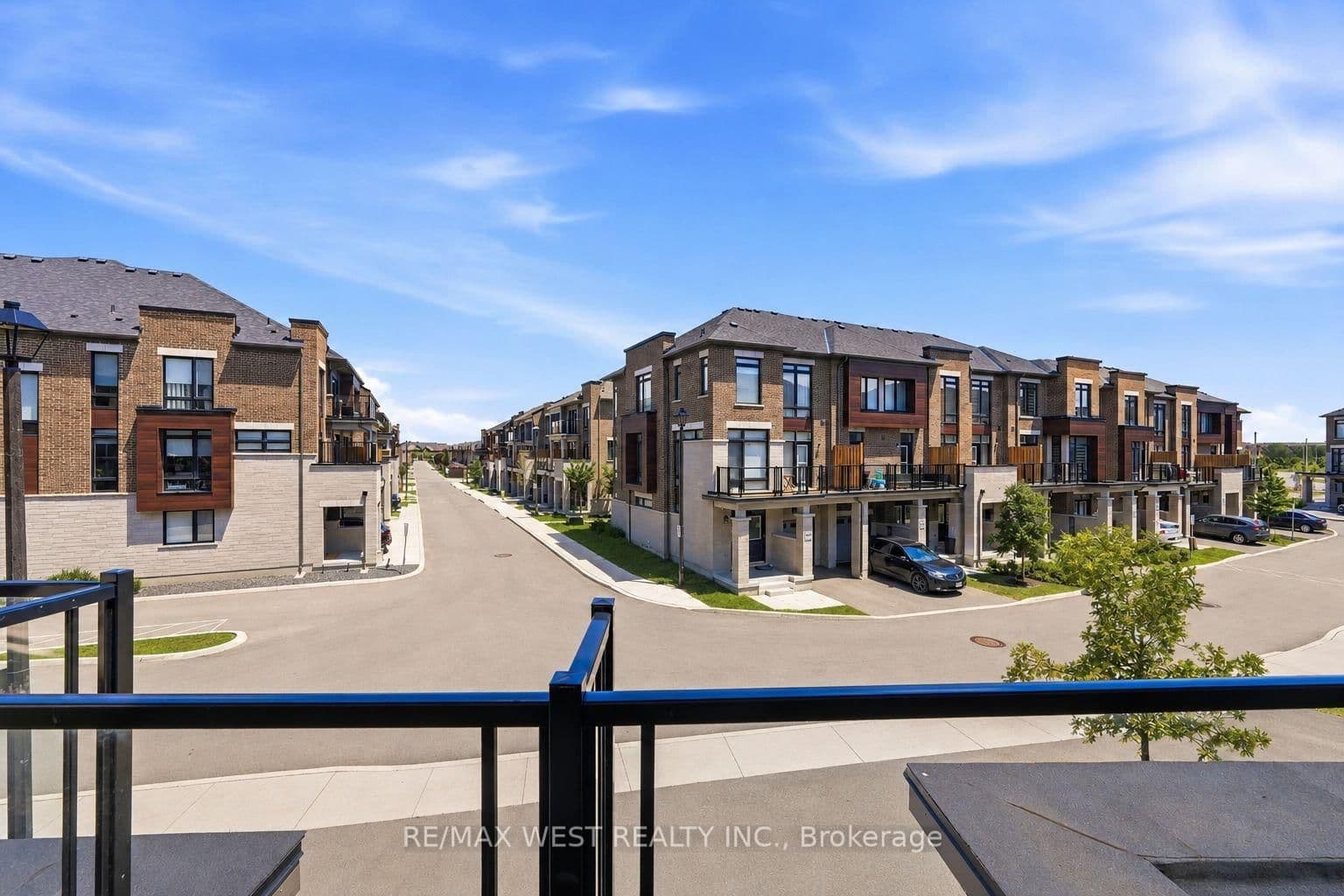 55 Holyrood Crescent thumbnail 29