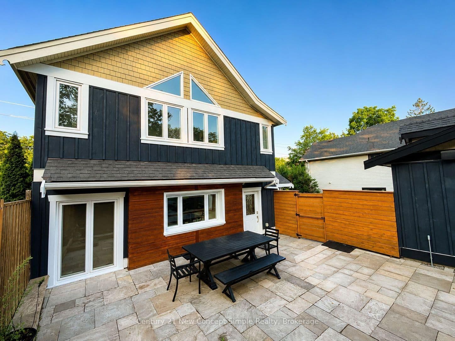 56 Machell Avenue thumbnail 19