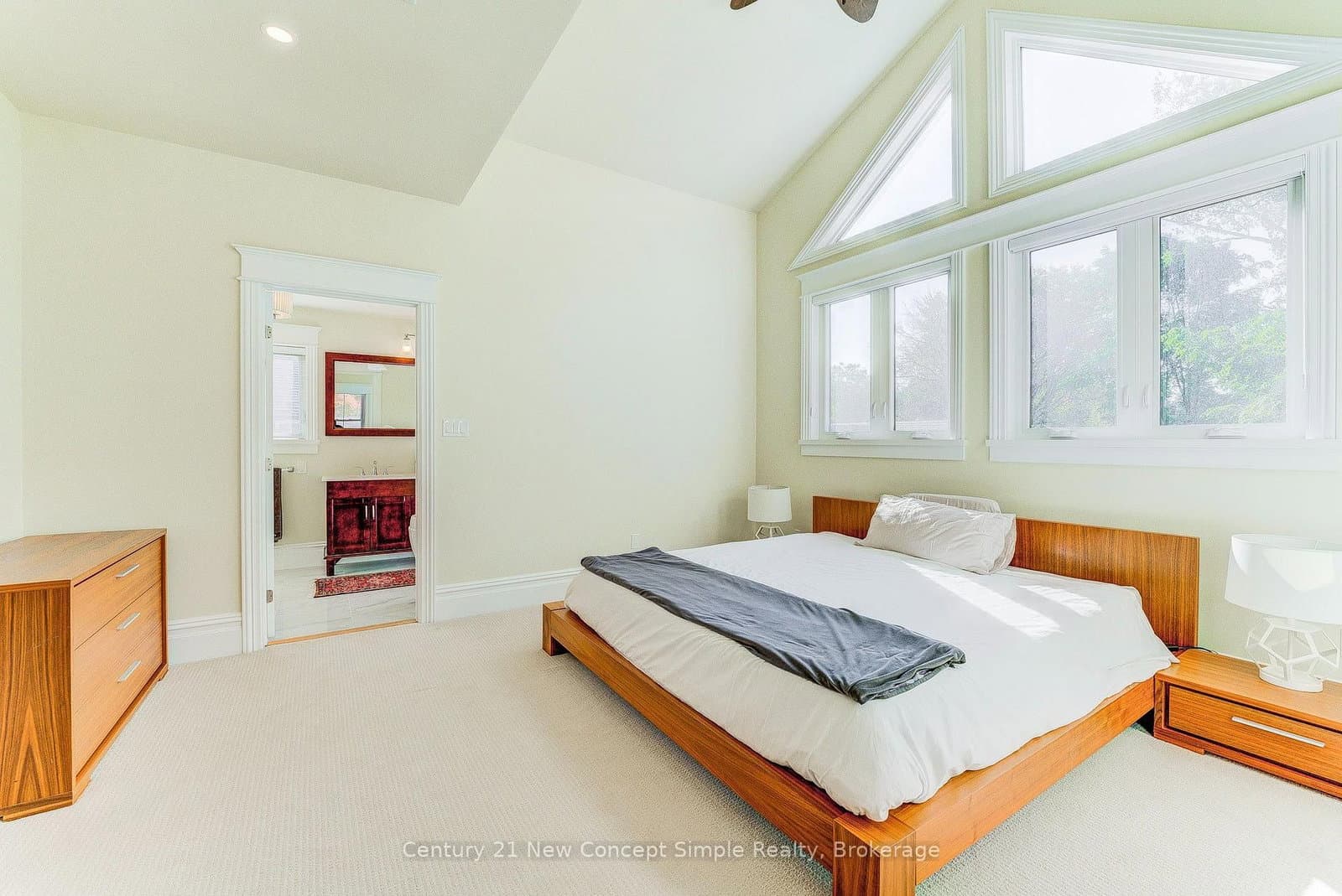 56 Machell Avenue thumbnail 20