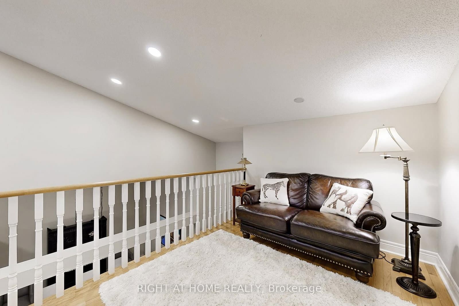 9 Arlington Way thumbnail 22