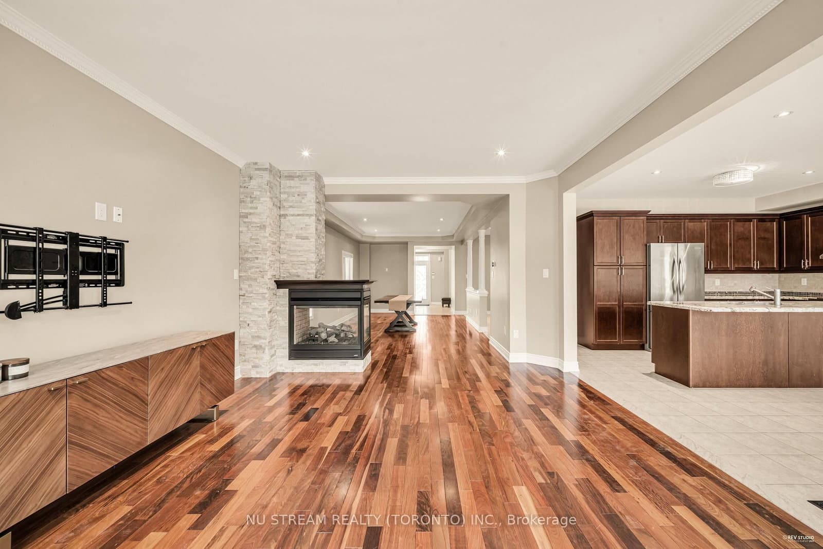 111 LEALINDS Road thumbnail 14