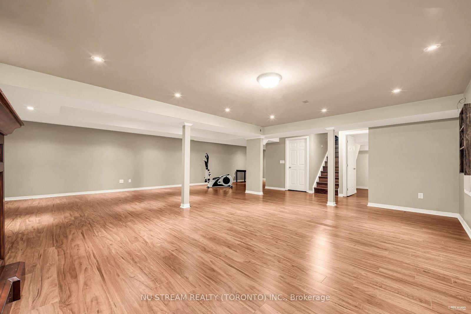 111 LEALINDS Road thumbnail 44