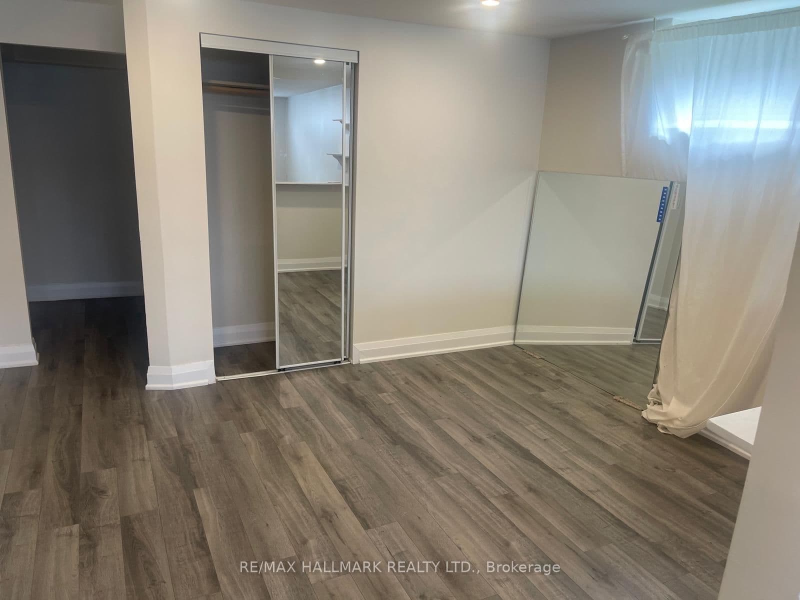 61 AURORA HEIGHTS Drive, Unit LOWER thumbnail 10