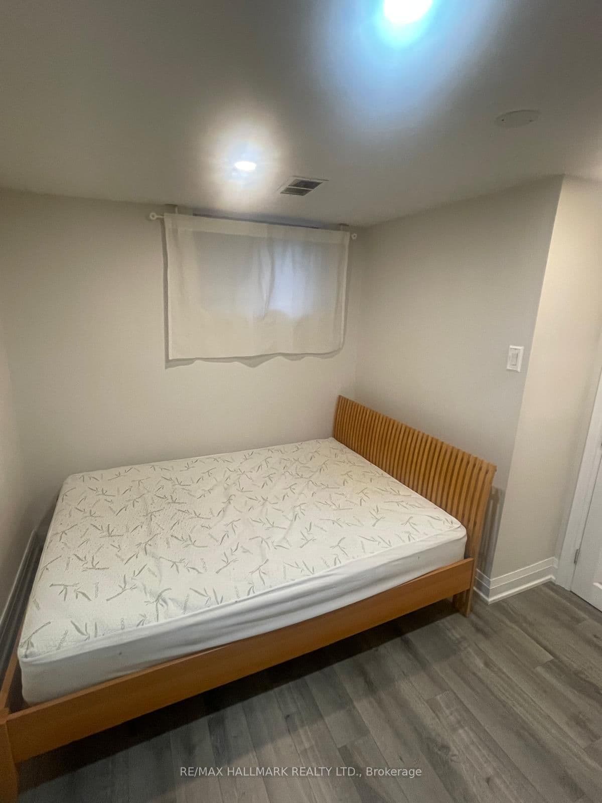 61 AURORA HEIGHTS Drive, Unit LOWER thumbnail 14