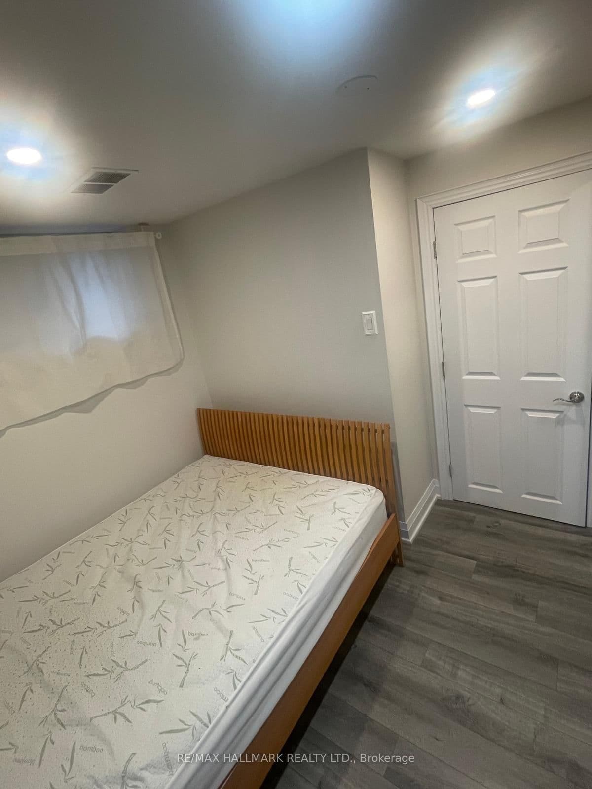 61 AURORA HEIGHTS Drive, Unit LOWER thumbnail 15