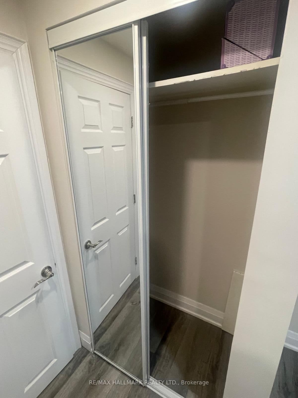 61 AURORA HEIGHTS Drive, Unit LOWER thumbnail 16