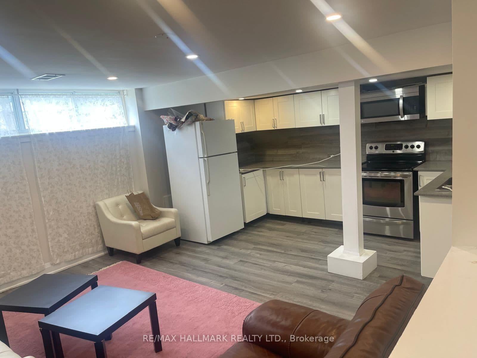 61 AURORA HEIGHTS Drive, Unit LOWER thumbnail 18