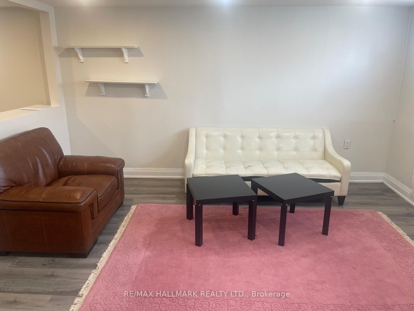 61 AURORA HEIGHTS Drive, Unit LOWER thumbnail 8