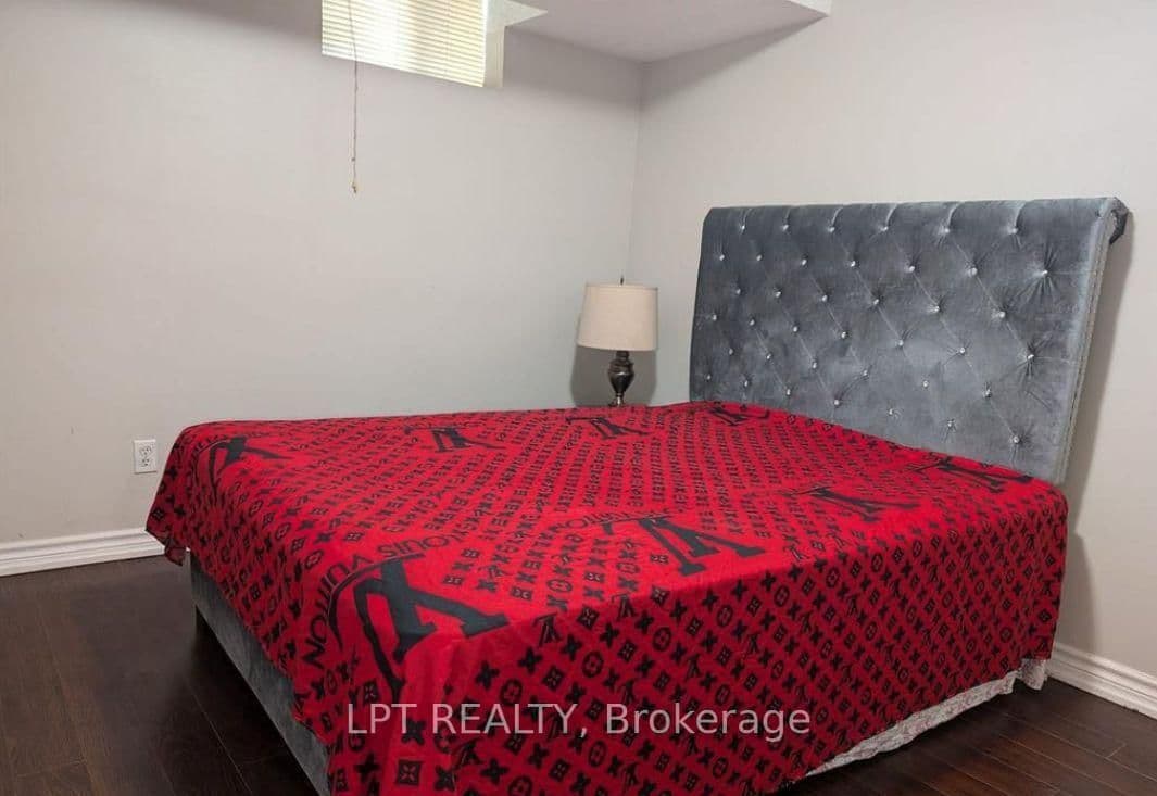 226 St Joan Of Arc Avenue, Unit BASEMENT thumbnail 19