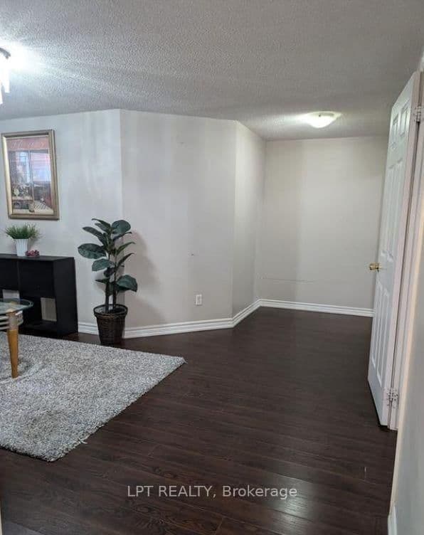 226 St Joan Of Arc Avenue, Unit BASEMENT thumbnail 4