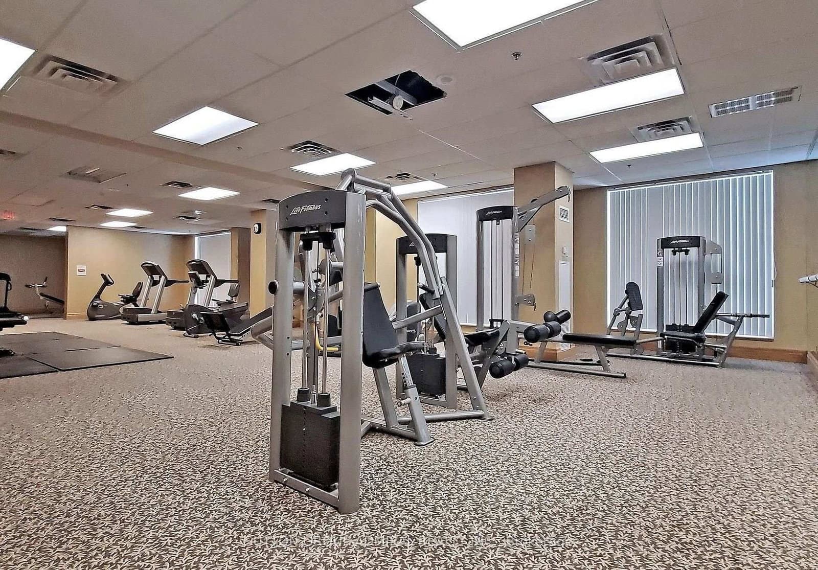 185 Oneida Crescent, Unit 911 thumbnail 22