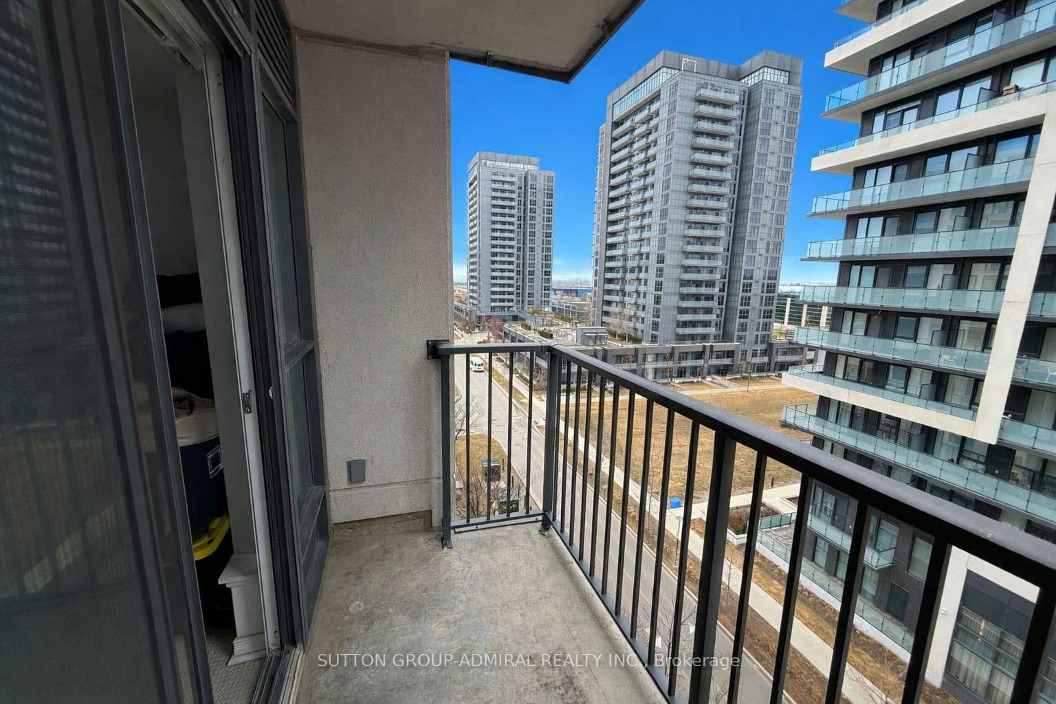 185 Oneida Crescent, Unit 911 thumbnail 9
