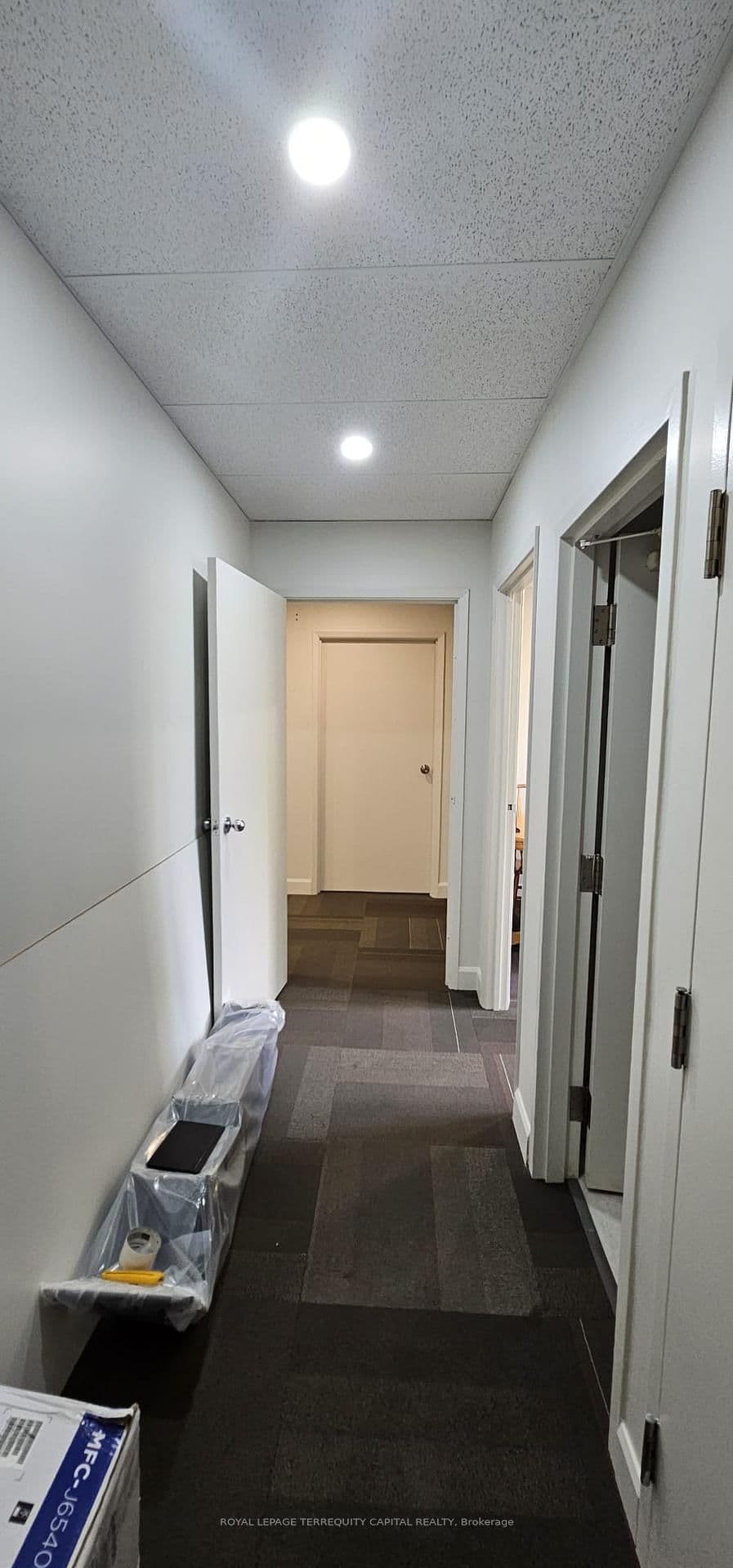 8300 Yonge Street, Unit 201 thumbnail 5