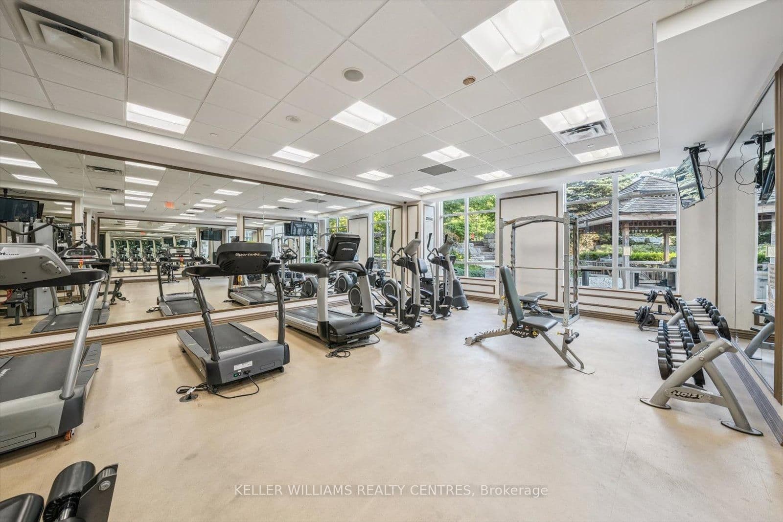 9245 Jane Street, Unit 902 thumbnail 15