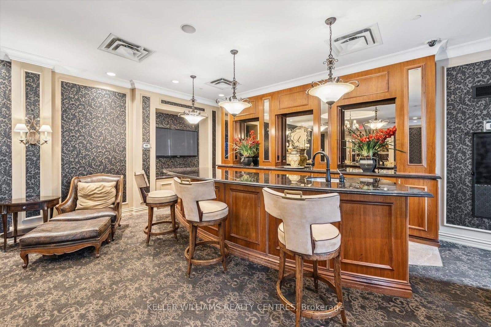 9245 Jane Street, Unit 902 thumbnail 24