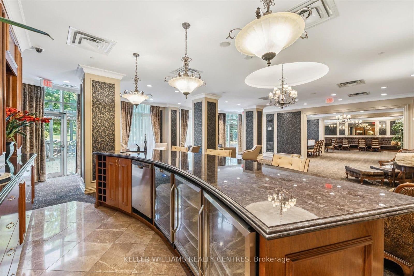 9245 Jane Street, Unit 902 thumbnail 25
