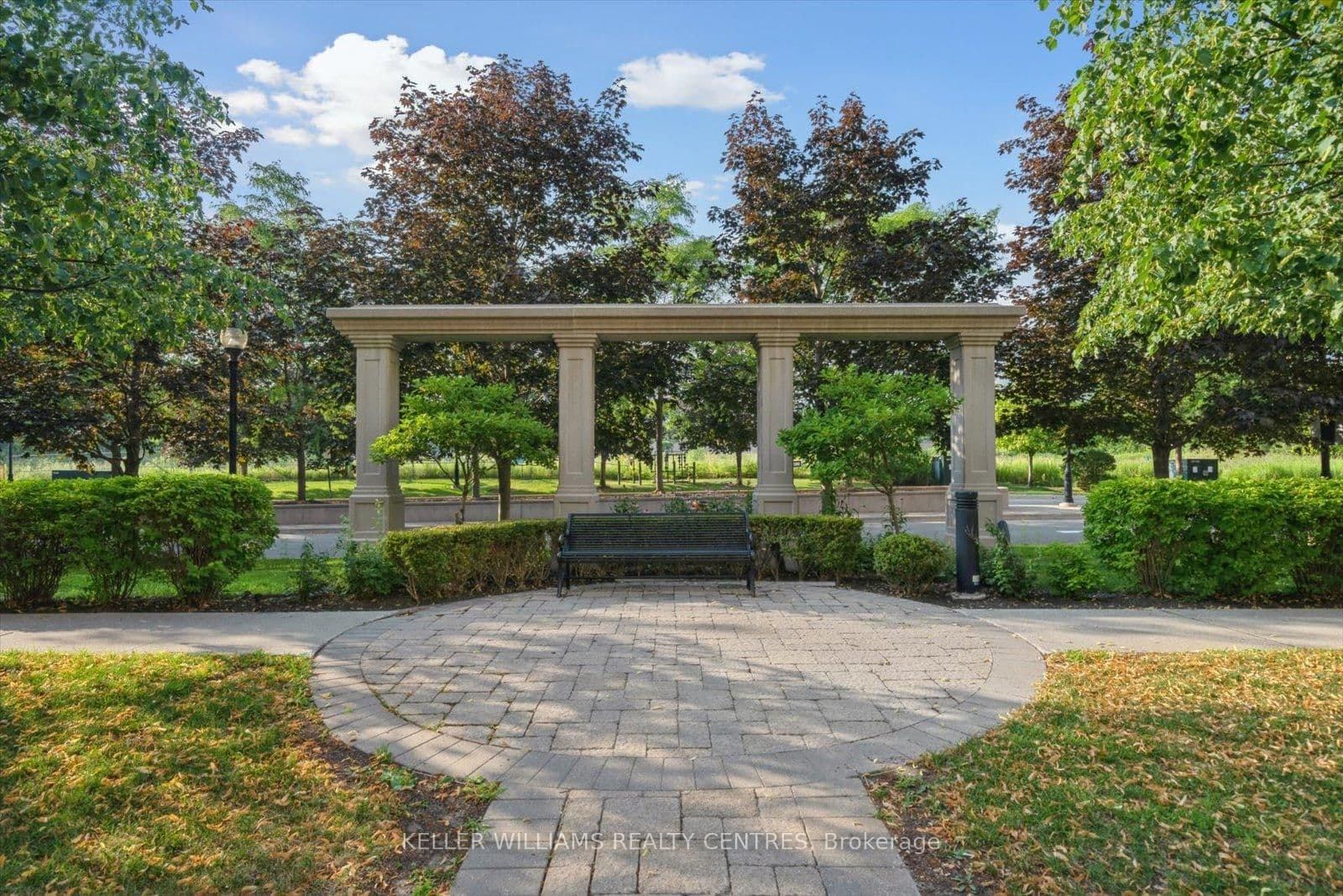 9245 Jane Street, Unit 902 thumbnail 33
