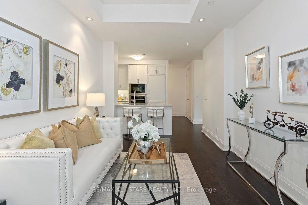 20 Fred Varley Drive, Unit 219 thumbnail 18