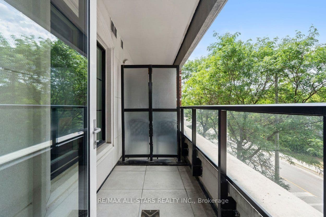 20 Fred Varley Drive, Unit 219 thumbnail 20