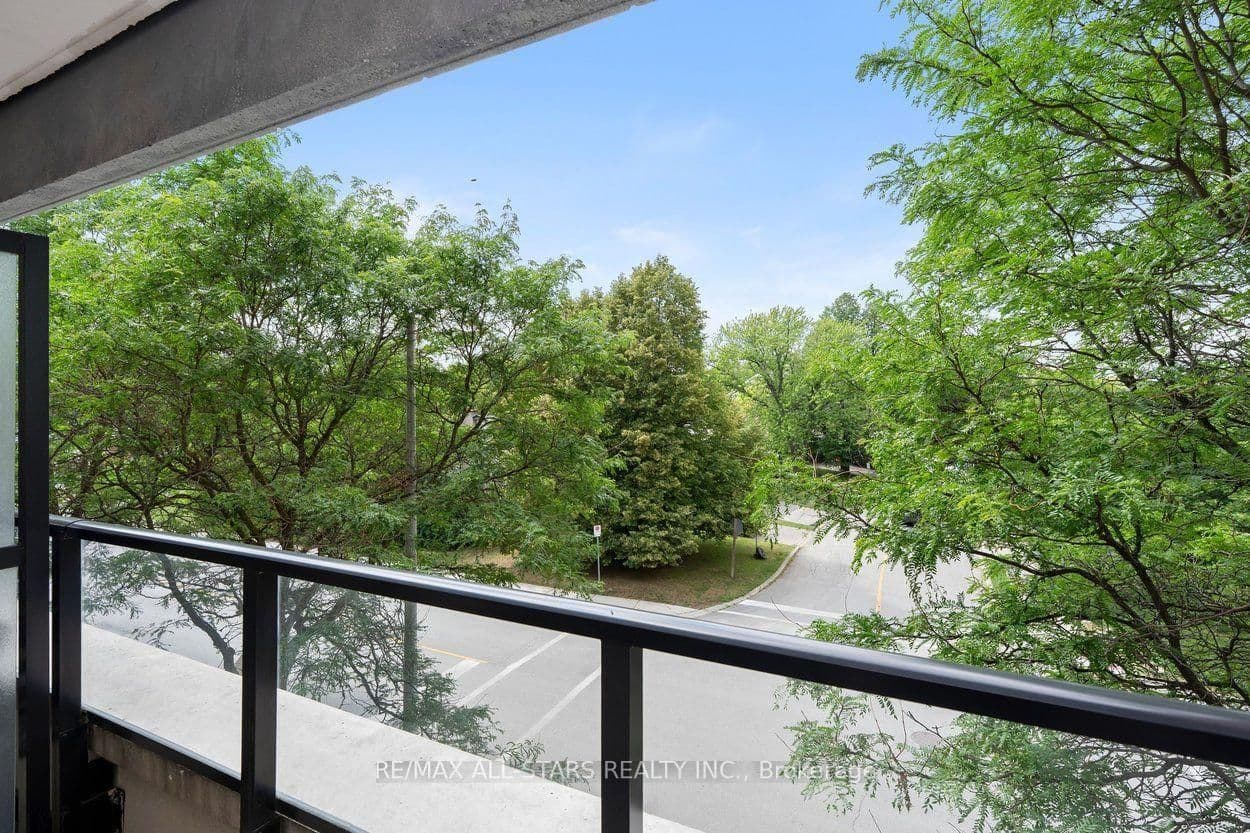 20 Fred Varley Drive, Unit 219 thumbnail 23