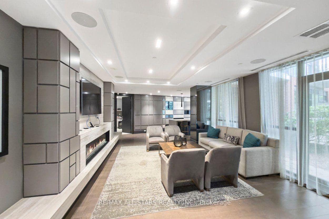 20 Fred Varley Drive, Unit 219 thumbnail 36