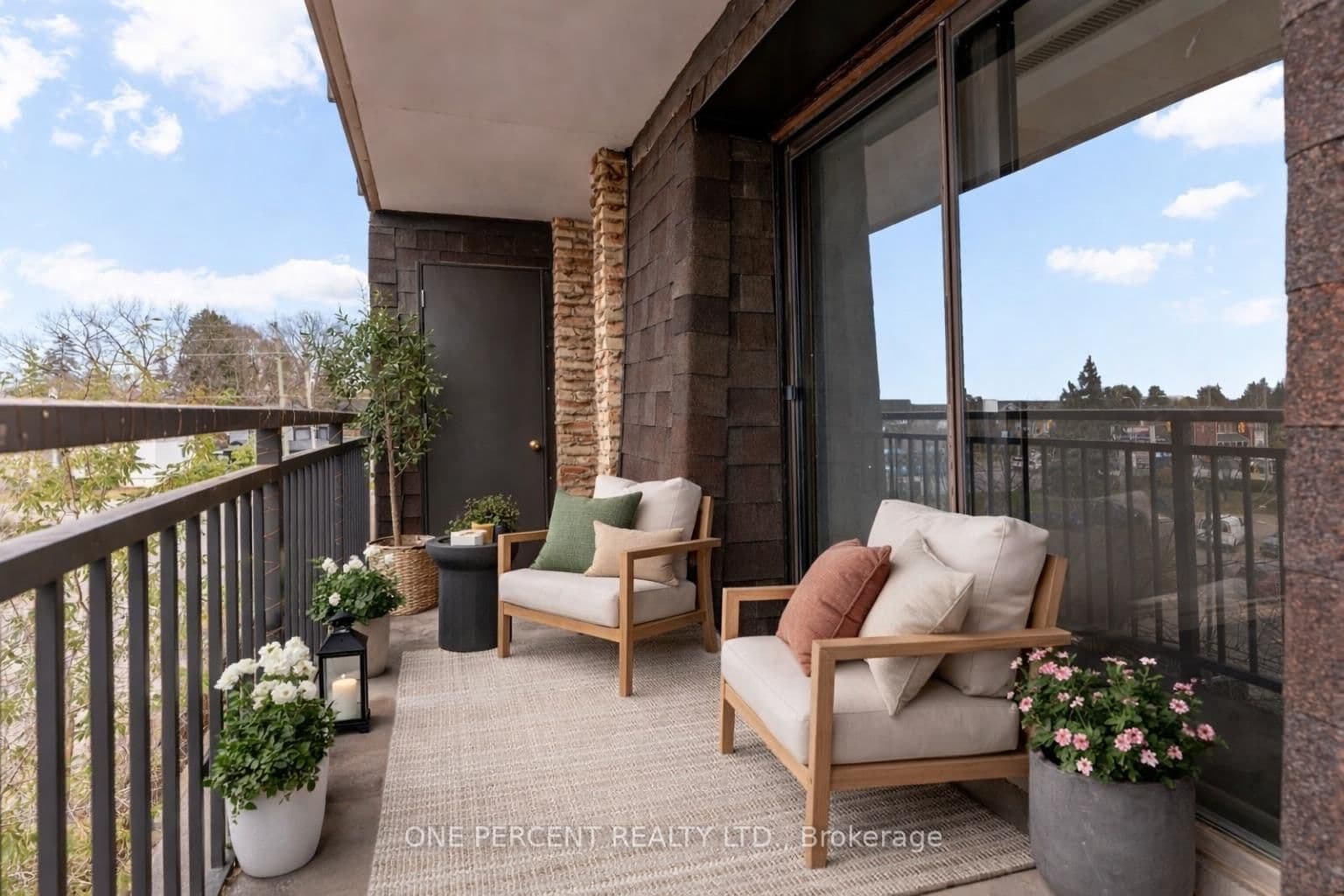 15390 Yonge Street, Unit 406 thumbnail 35