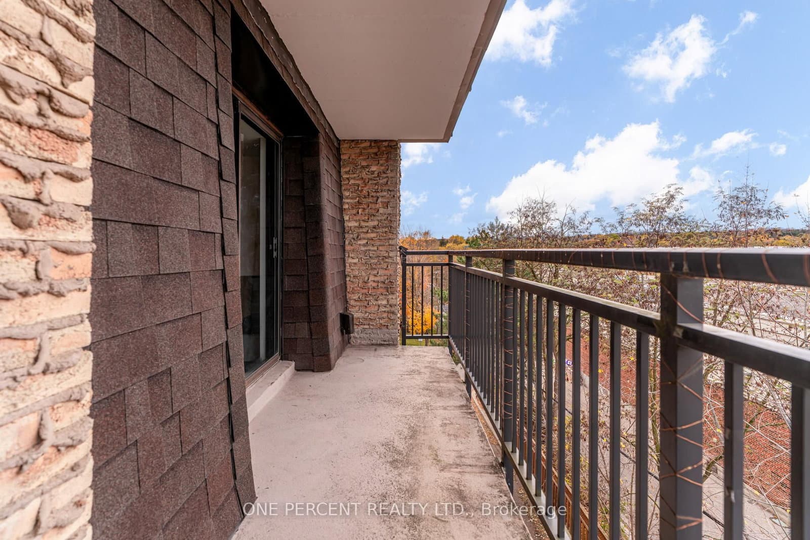 15390 Yonge Street, Unit 406 thumbnail 36