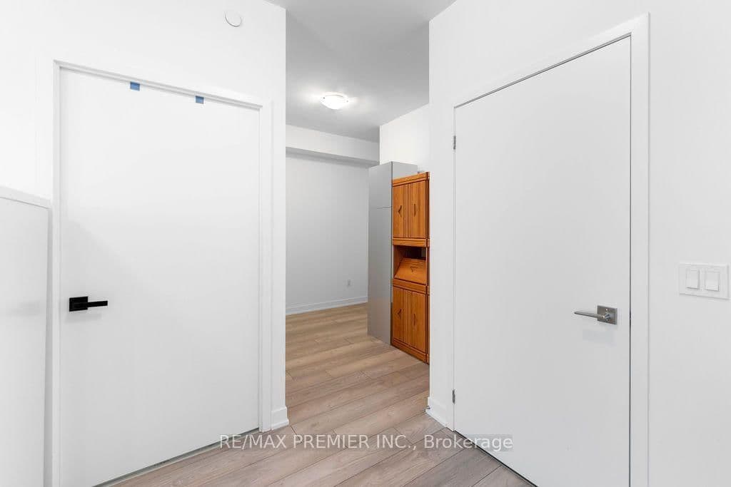 10 Abeja Street, Unit 816 thumbnail 10