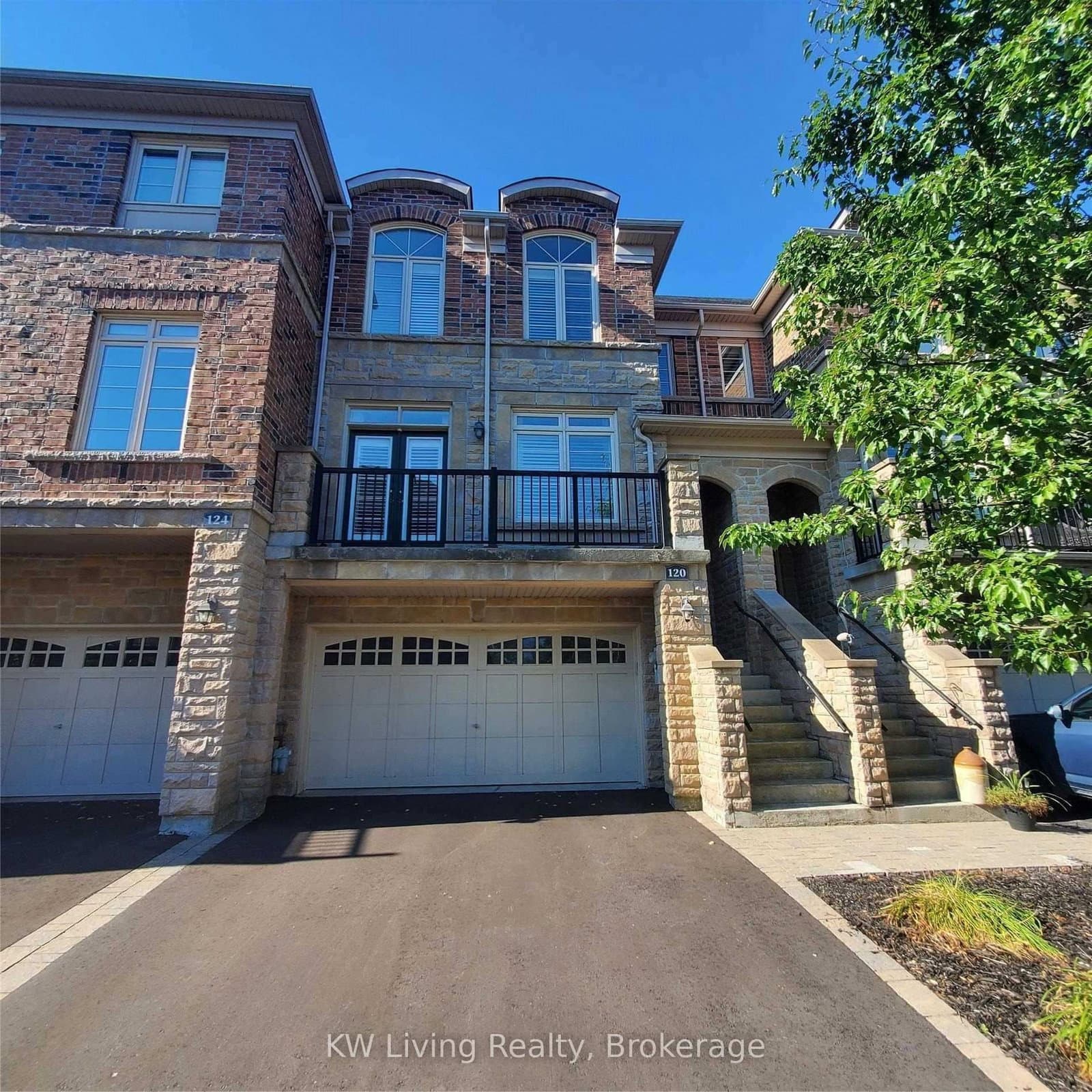 120 Chapman Court
