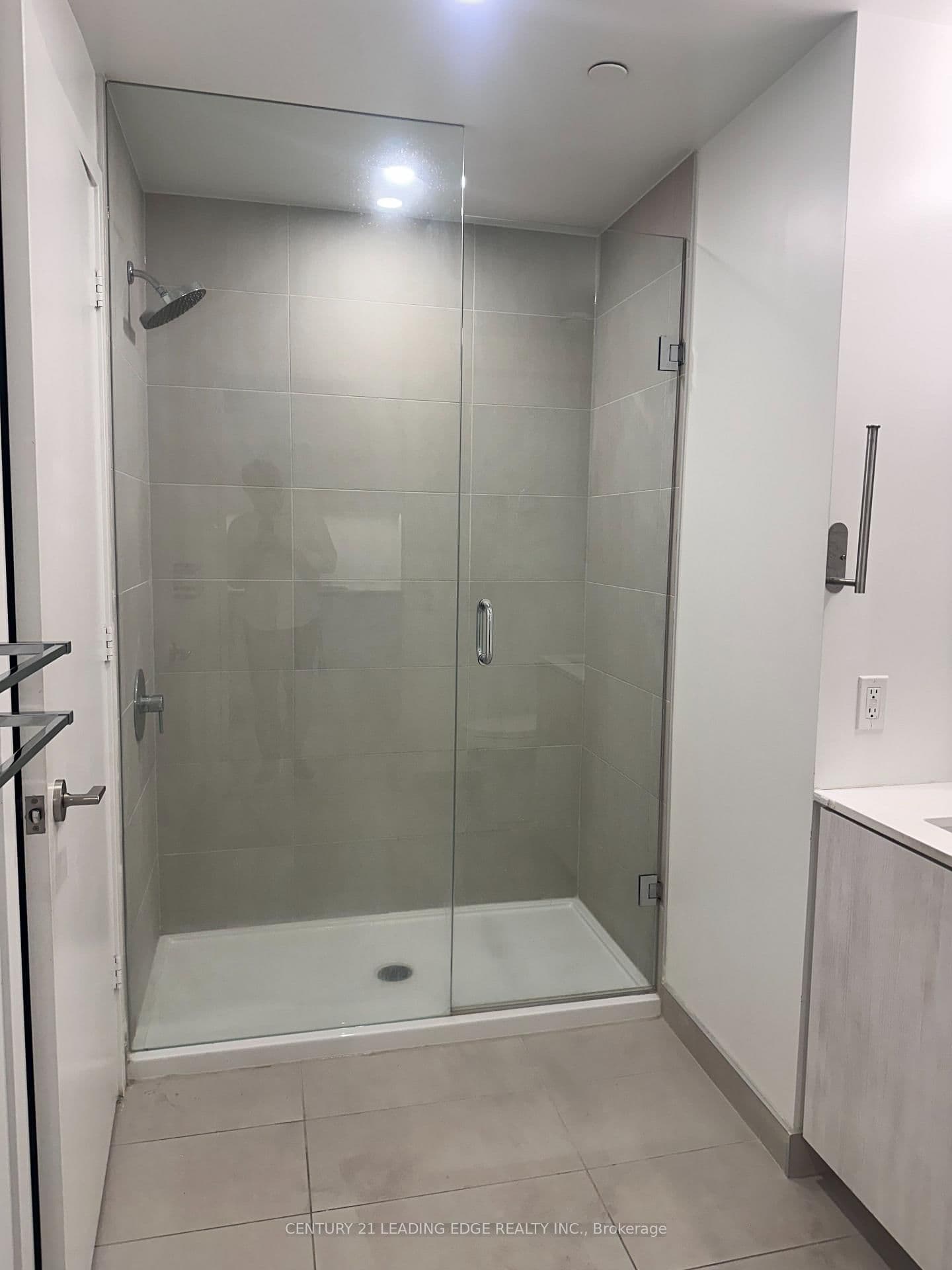 7890 Jane Street, Unit PH10 thumbnail 15
