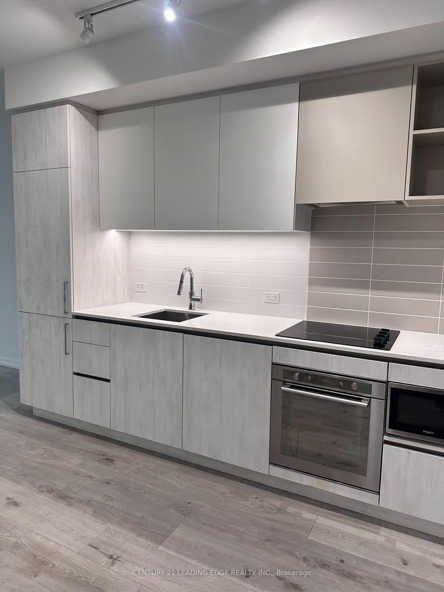 7890 Jane Street, Unit PH10 thumbnail 7