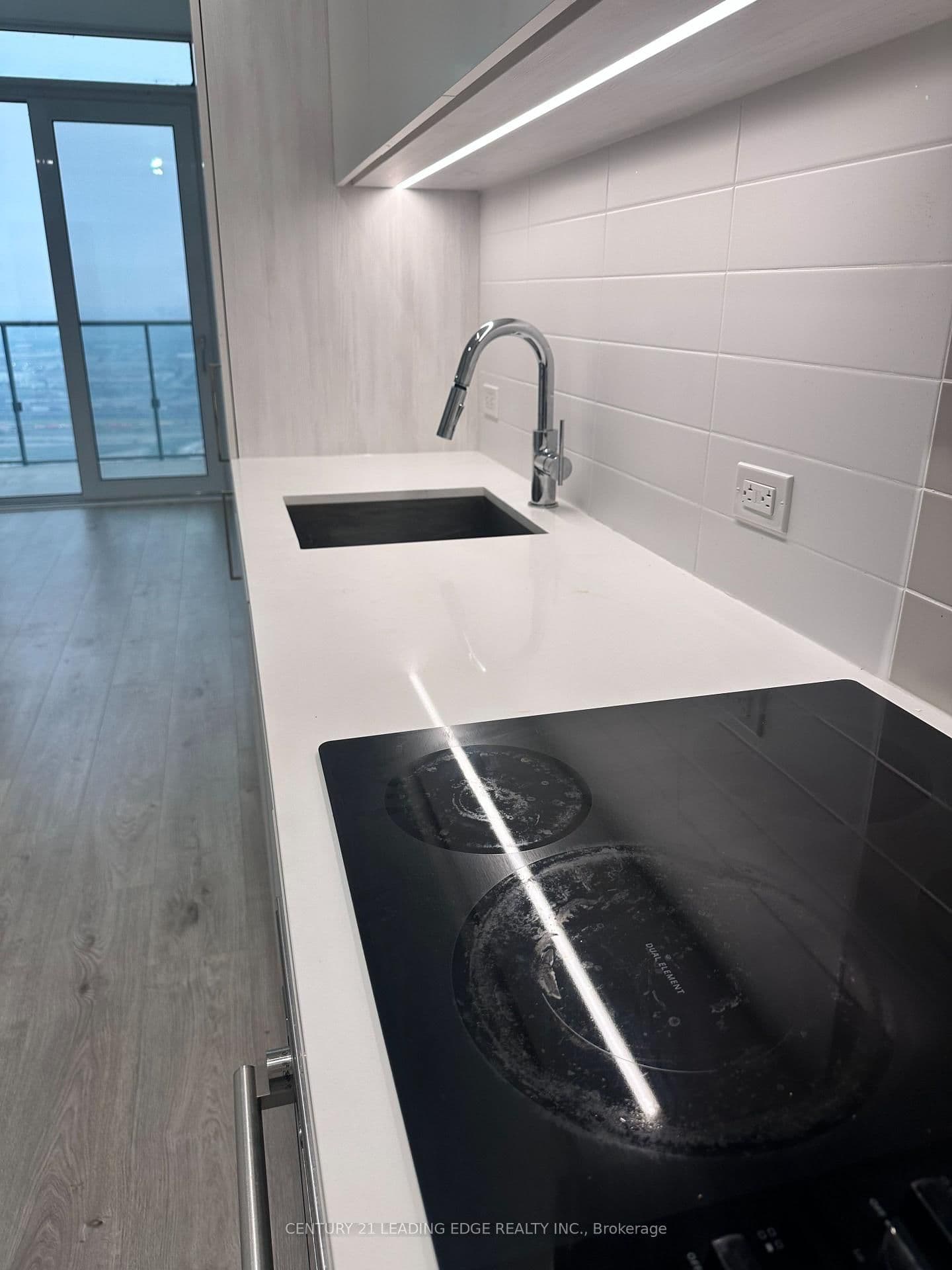 7890 Jane Street, Unit PH10 thumbnail 8