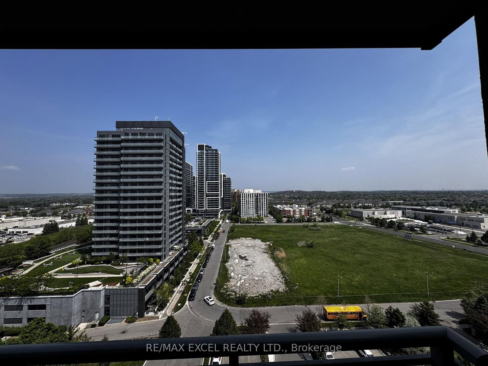 39 Oneida Crescent, Unit Lph10 thumbnail 13