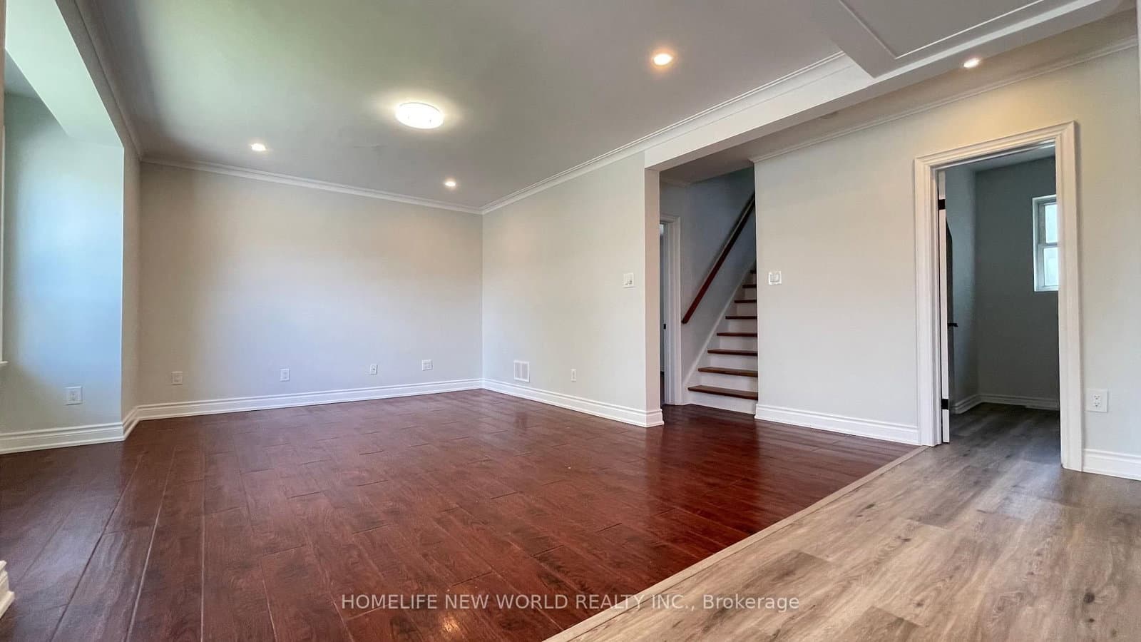 100 Pugsley Avenue thumbnail 7