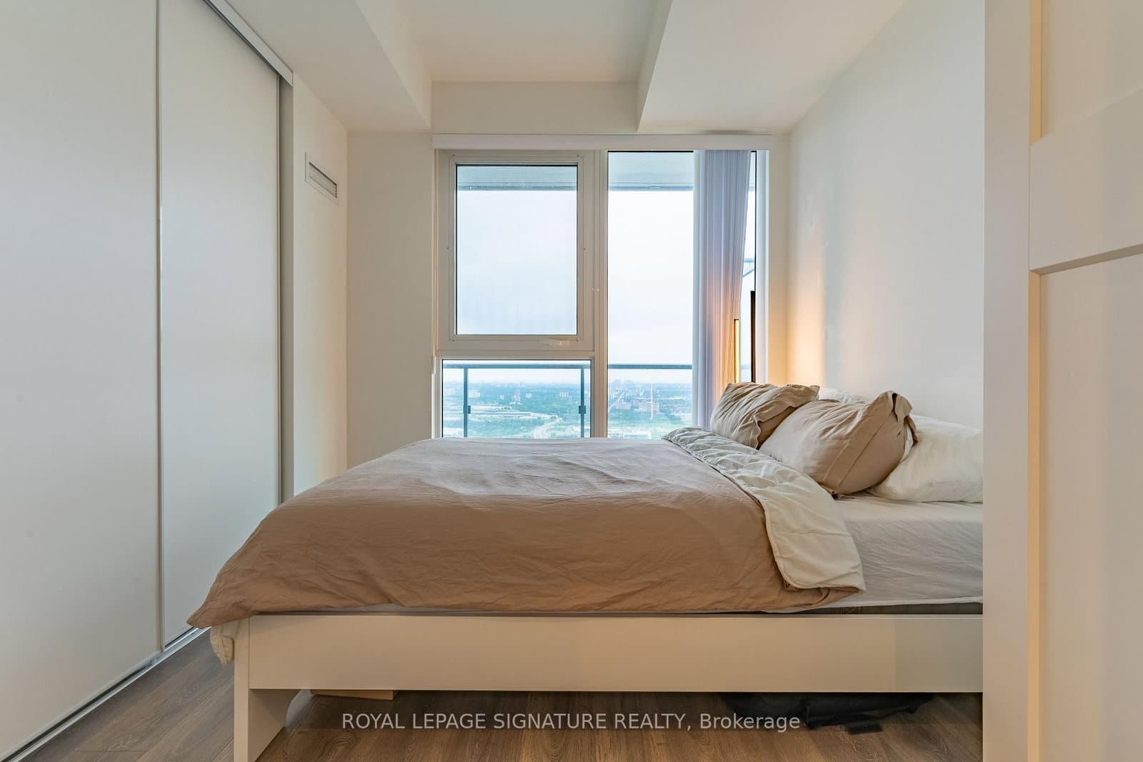 898 Portage Parkway, Unit 5903 thumbnail 11
