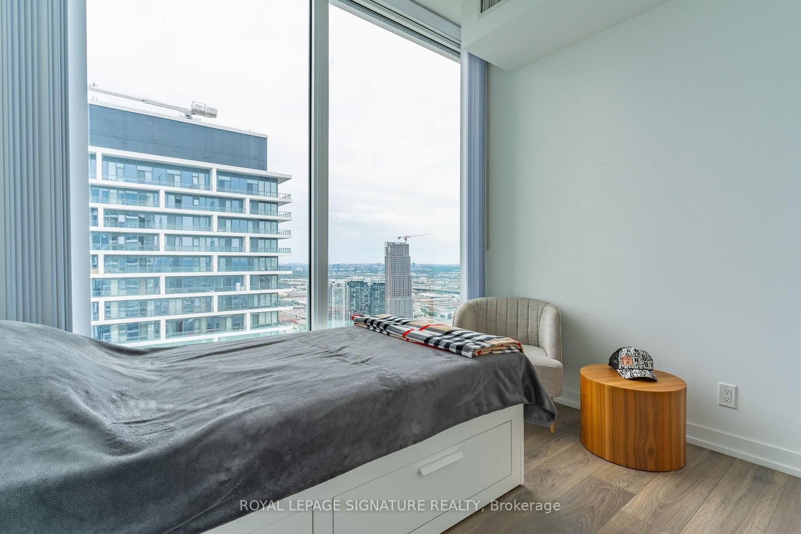 898 Portage Parkway, Unit 5903 thumbnail 19