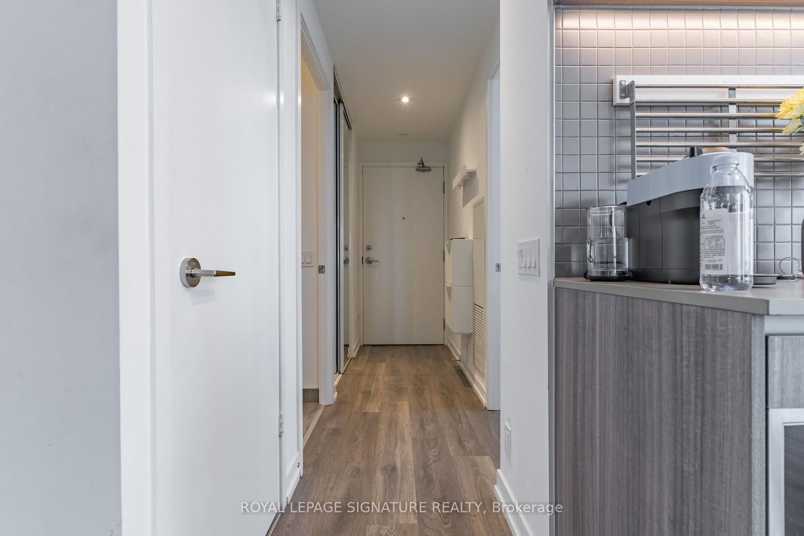 898 Portage Parkway, Unit 5903 thumbnail 6