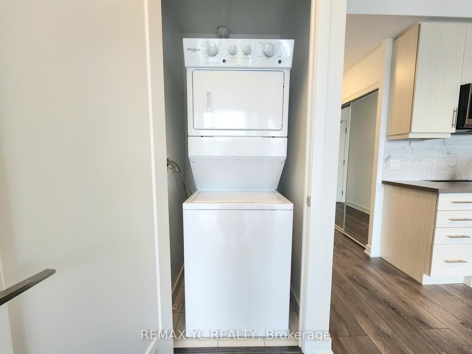 95 Oneida Crescent, Unit 1407 thumbnail 14