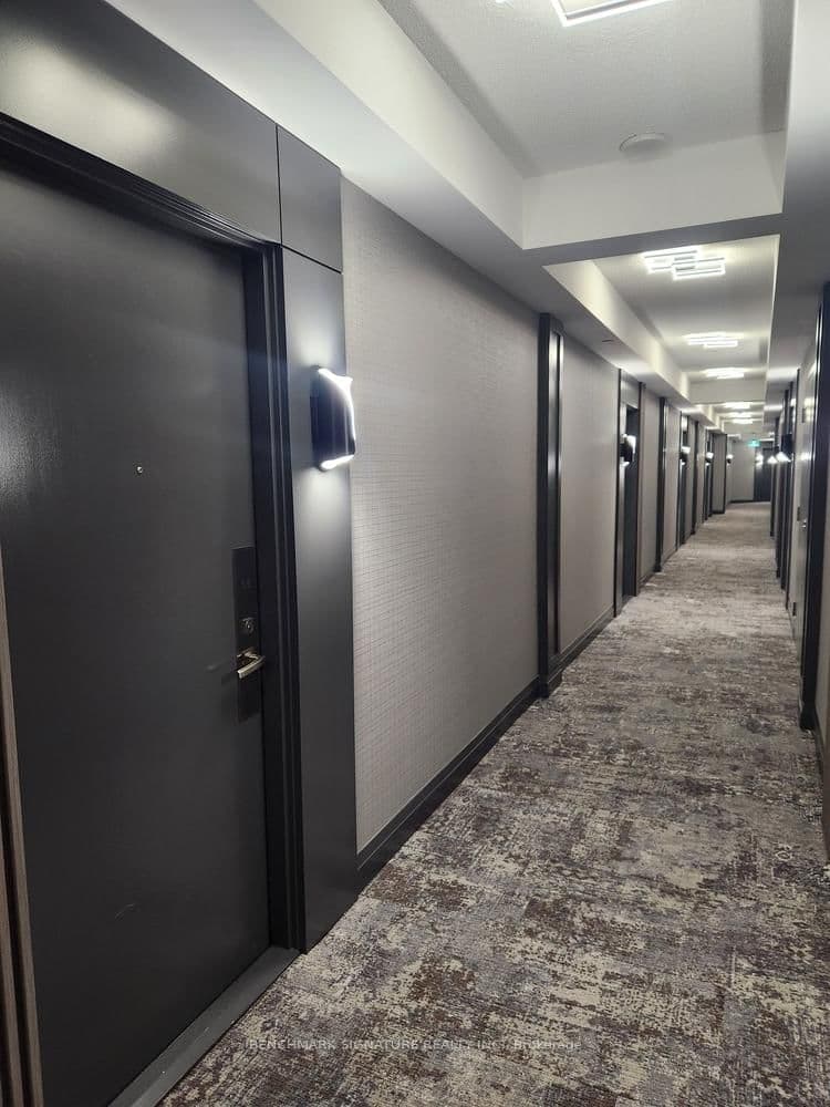 7161 Yonge Street, Unit 518 thumbnail 17