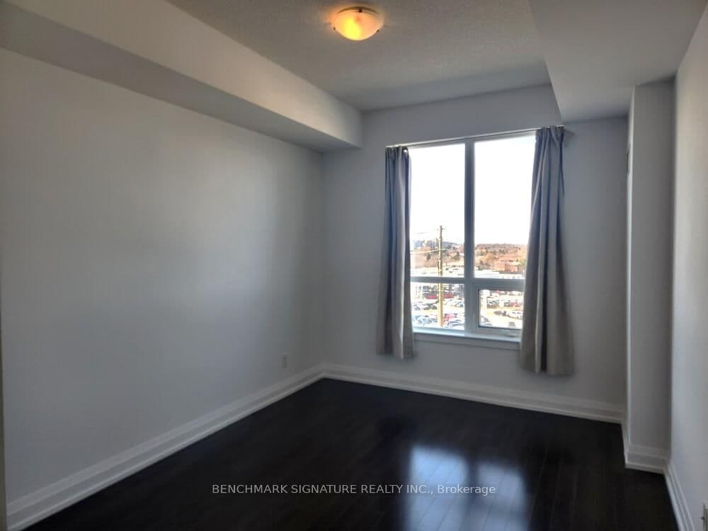 7161 Yonge Street, Unit 518 thumbnail 9