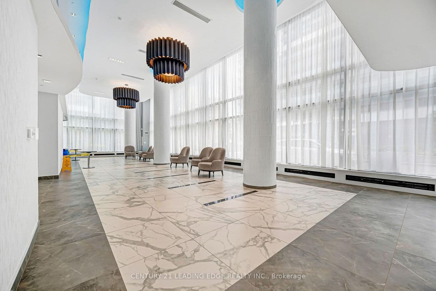 95 Oneida Crescent, Unit 707 thumbnail 2