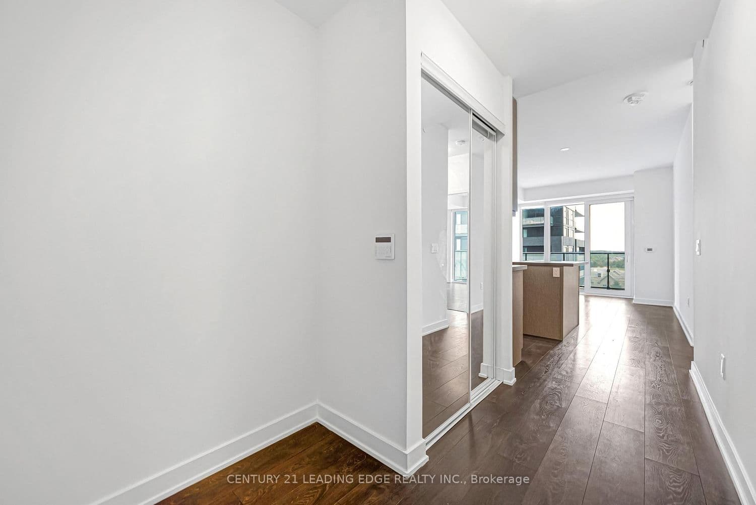 95 Oneida Crescent, Unit 707 thumbnail 4