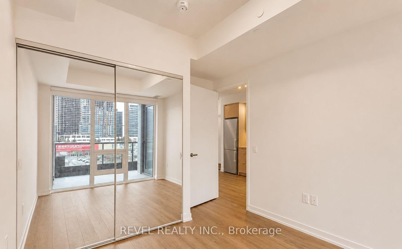 8868 Yonge Street, Unit 316E thumbnail 5
