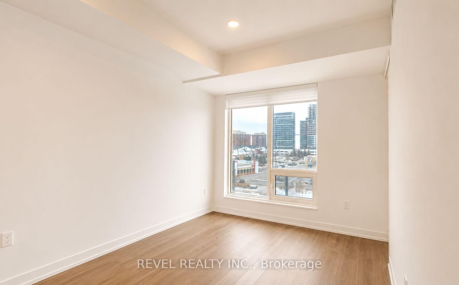 8868 Yonge Street, Unit 316E thumbnail 7