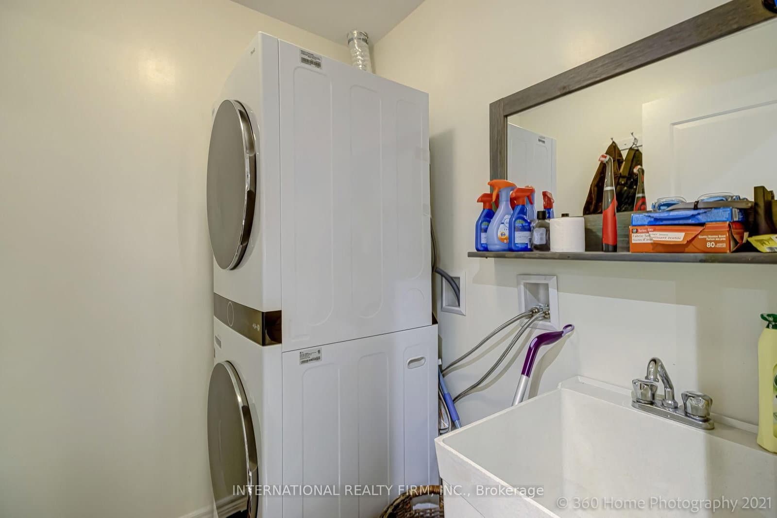 9255 Jane Street, Unit 1105 thumbnail 23