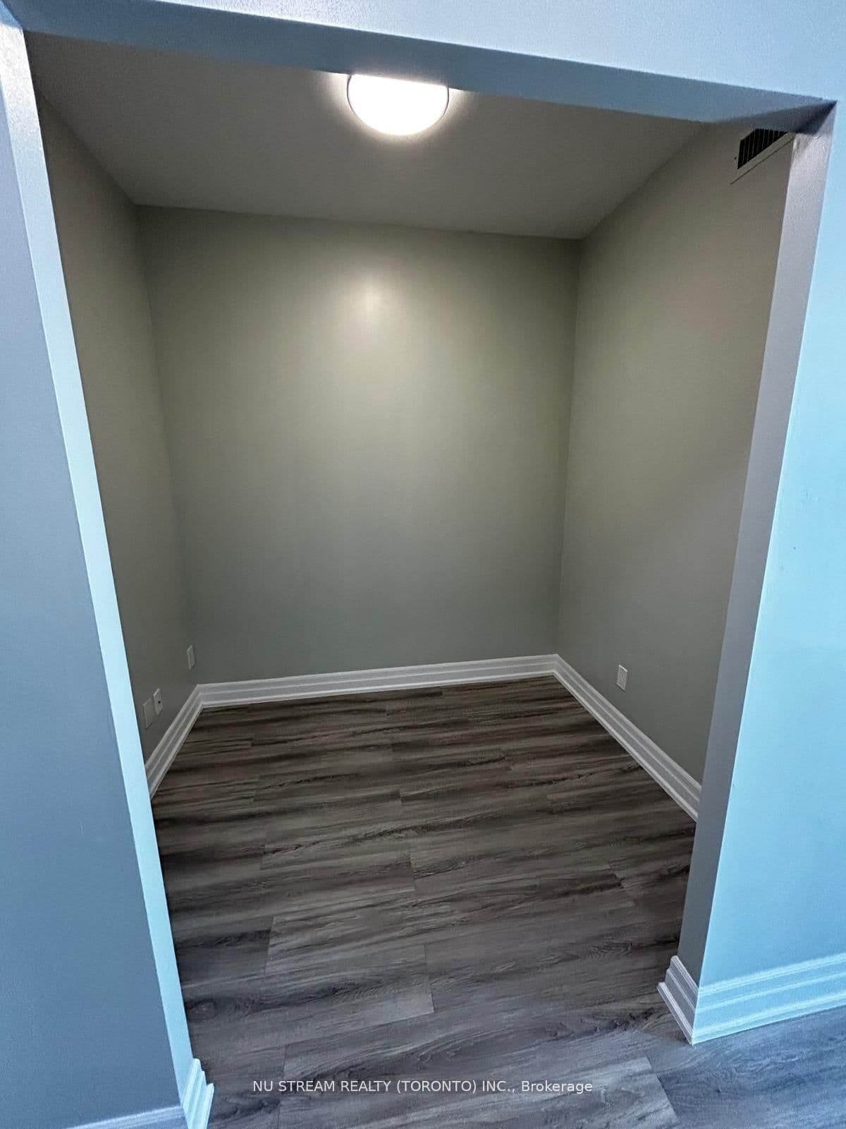 8110 Birchmount Road, Unit 605 thumbnail 12